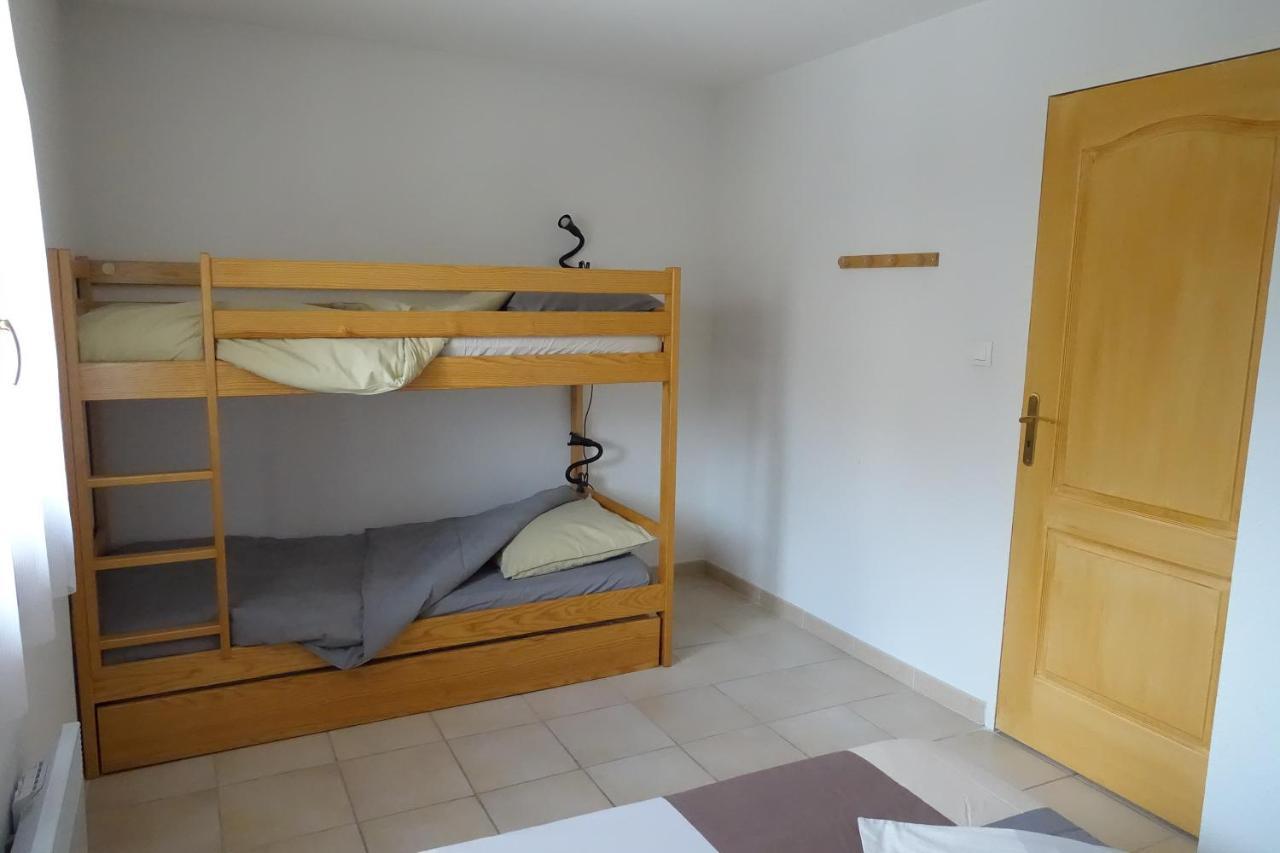 T3 Au Plan D'eau D'embrun Avec Garage Et Terrasse Embrun