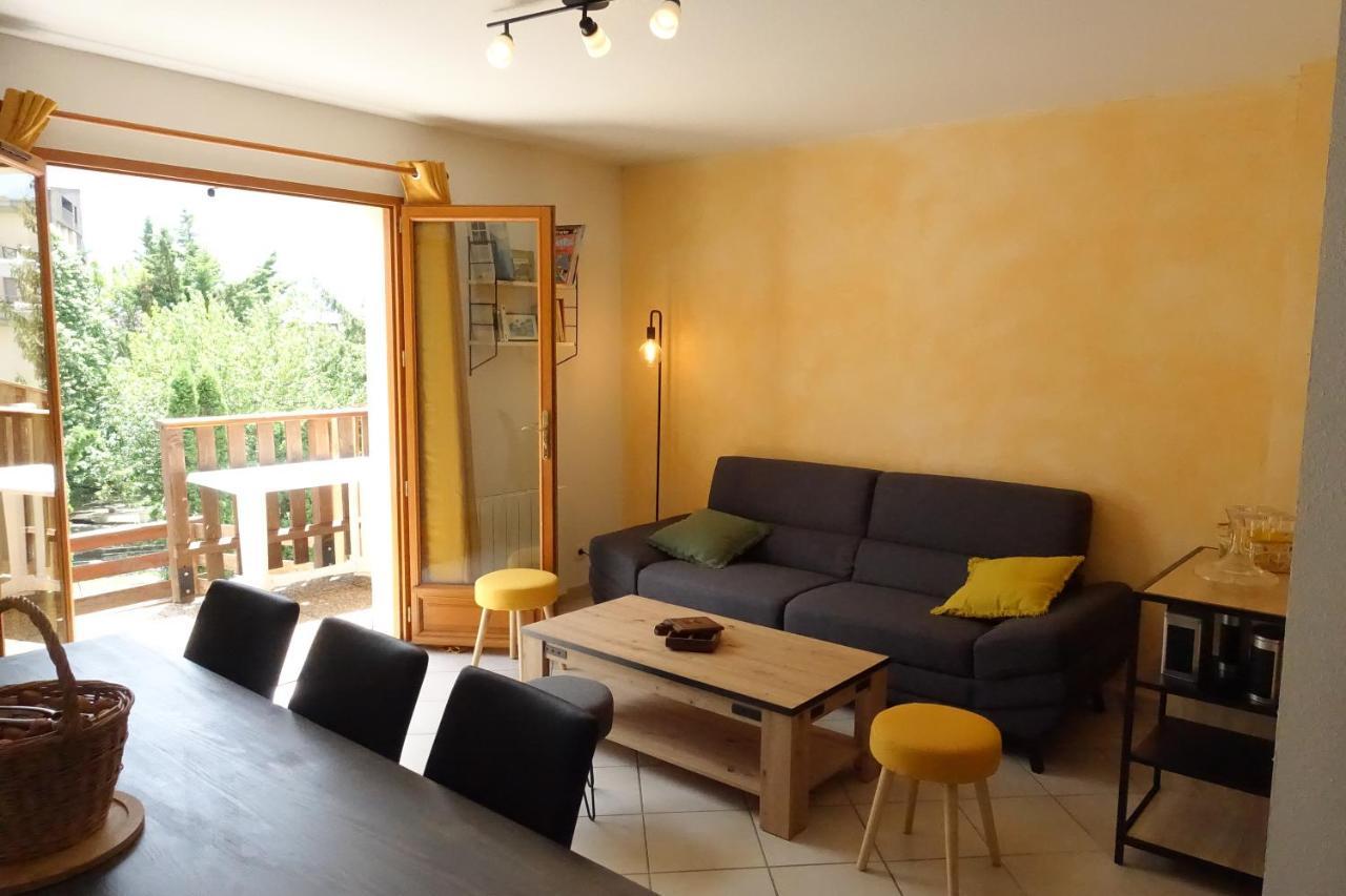 T3 Au Plan D'eau D'embrun Avec Garage Et Terrasse Apartment